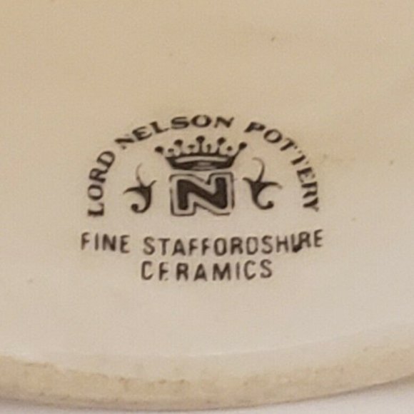 Vintage Fine Staffordshire Ceramics Wedding Bell - Picture 6 of 6